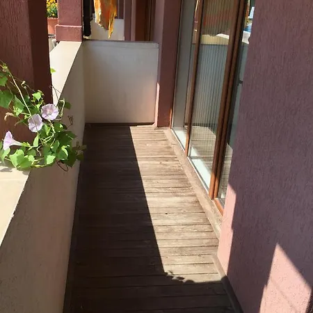 Apartman In Pacific 3 *